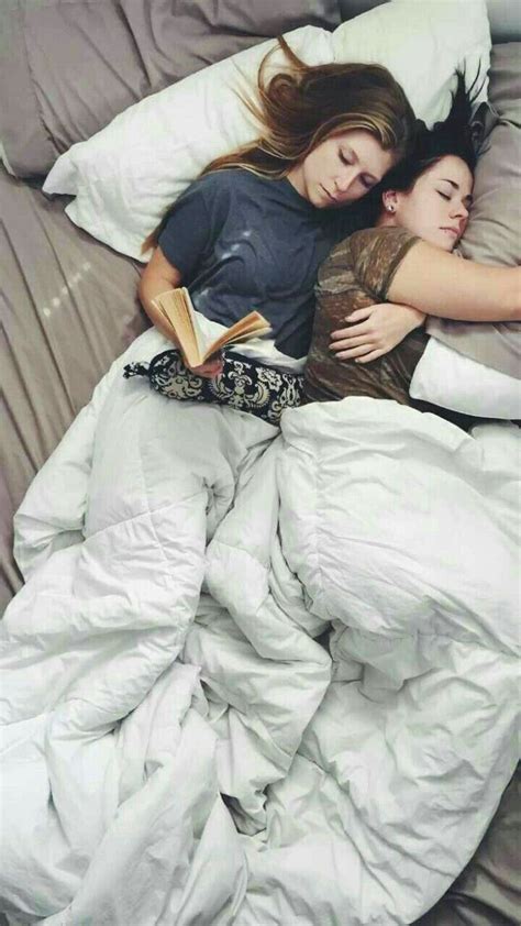 Pin By Bella Novaes On Best Friend Lesbian Love Cute Lesbian Couples Gay Girl