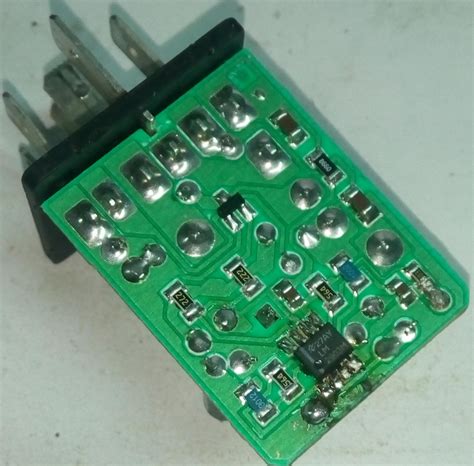 Реле подогрева сидений Volkswagen 161919533 — DRIVE2