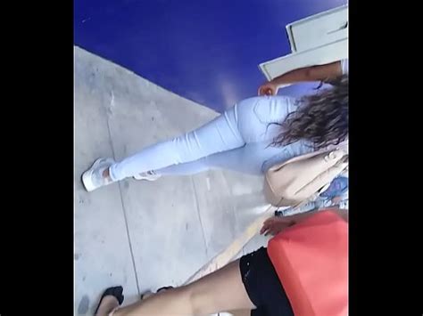 Rico Culo De Jovencita Universitaria De Los Olivos En Jean Apretado XVIDEOS