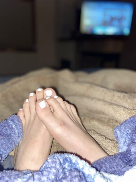 Here’s your dinner baby. Enjoy | Scrolller