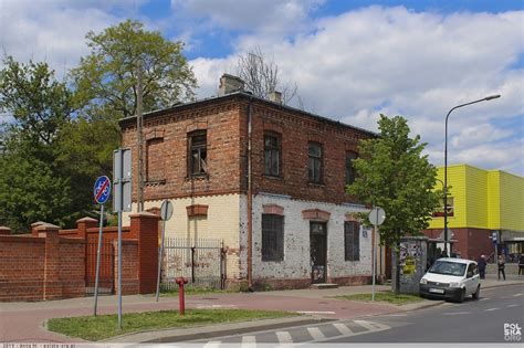 Budynek nr 42 ul Kościuszki Tadeusza Piaseczno zdjęcia