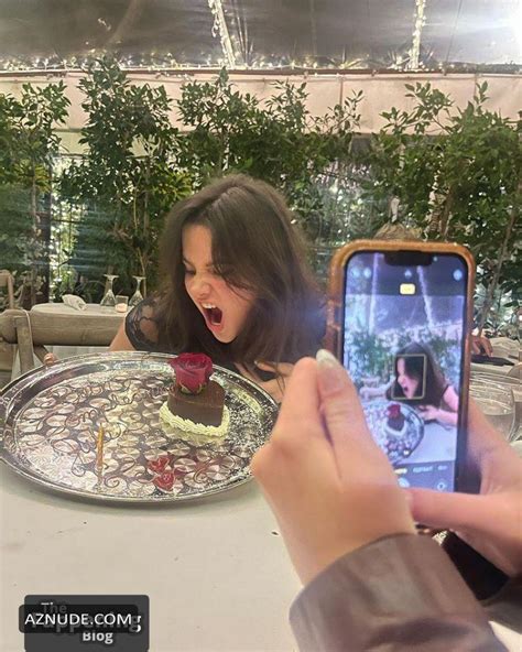 Jules Leblanc Sexy And Hot Photos Collection Aznude