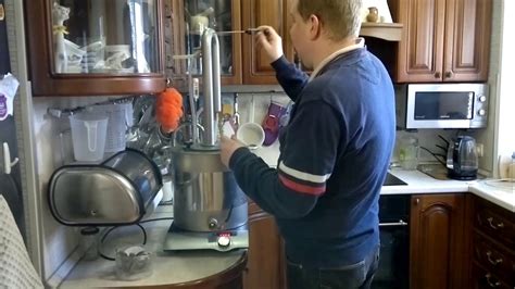 Самогонный аппарат Доктор Градус перегоняем рисовую брагу - YouTube