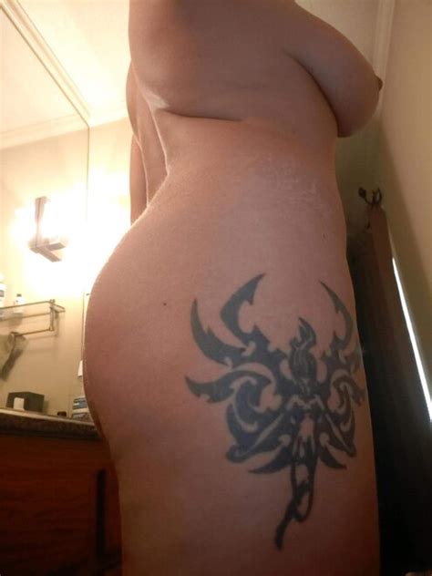 Melissa Mitz Side Boob Porn Pic