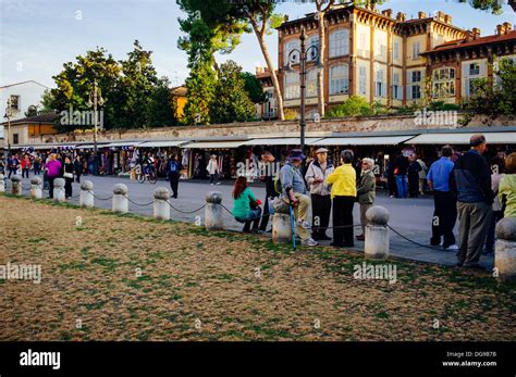 Piazza del Duomo in Pisa, Italy Stock Photo - Alamy