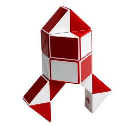 Головоломка «змейка» из деревянных кубиков