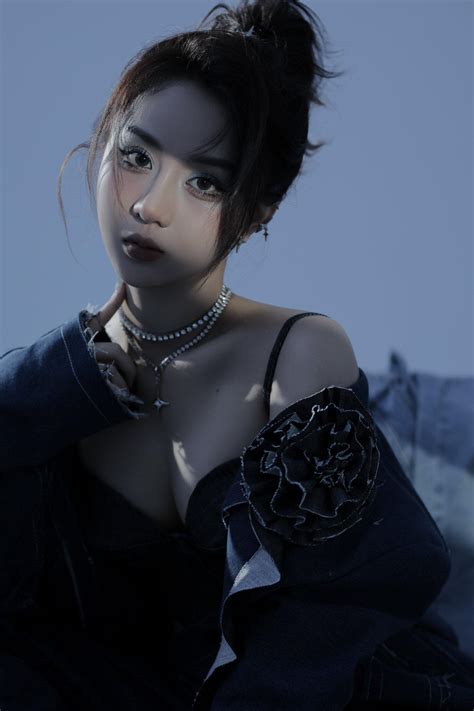 Hot girl Gia Linh sở hữu nhan sắc xinh đẹp với body chuẩn