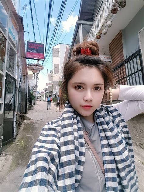 Nhan S C N Ng B Ng C A Hai Hot Girl Tham Gia T O Qu N