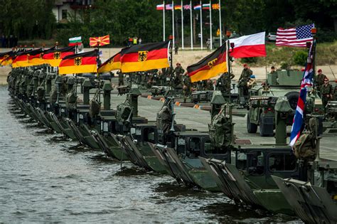 Strange mix of official & unofficial German state flags in a Nato’s