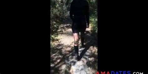 Mature Demonte Dans Les Bois Tnaflix