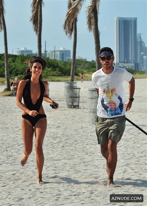 Leilani Dowding Sexy In A Union Jack Bikini While In Miami In Aznude