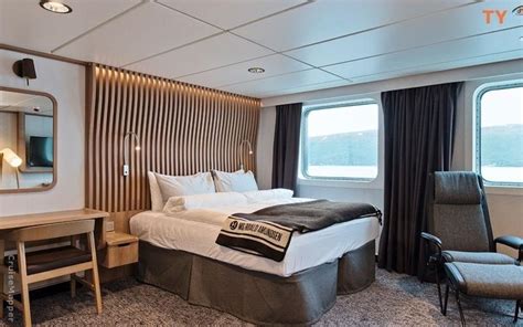 MS Roald Amundsen cabins and suites | CruiseMapper