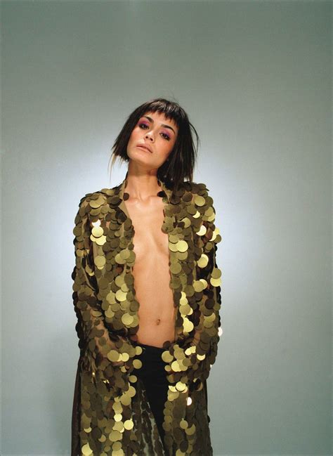 Naked Shannyn Sossamon Added 07 19 2016 By Jyvvincent
