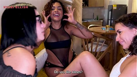 Tit Sucking Lesbian Threesome Search Xnxx