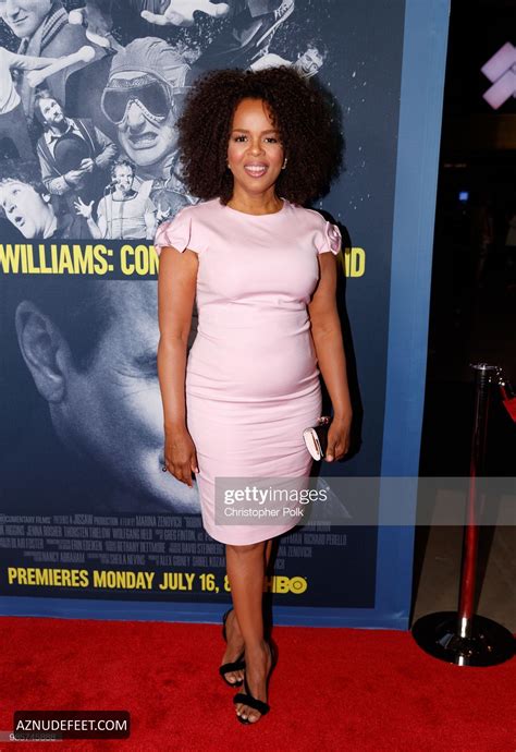 PAULA NEWSOME Feet - AZNudeFeet