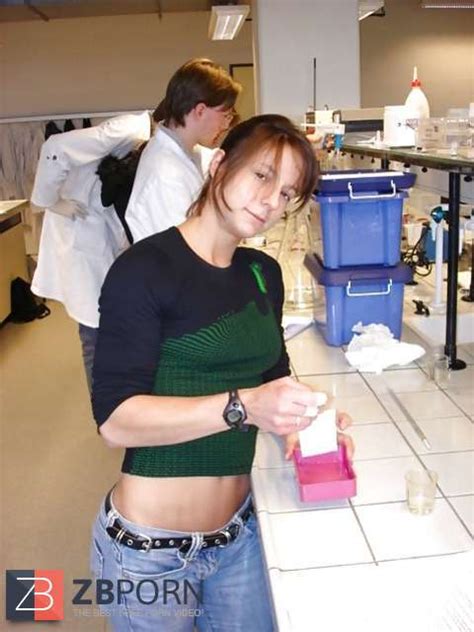 Sarah DeHerdt ULB ZB Porn