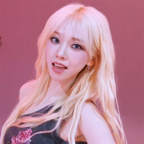 Karina Icon Aespa Blonde Hair