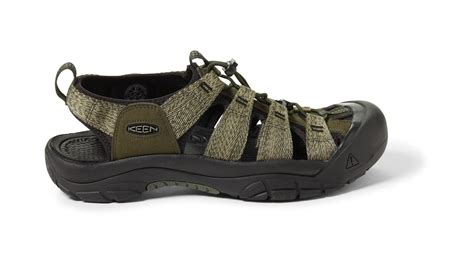 Best Hiking Sandals Review And Buying Guide In 2023 Task And Purpose