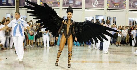 Naked Sabrina Sato In Vila Isabel