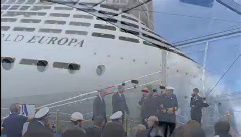 La Nave Msc World Europa Salpa Verso La Cerimonia Di Battesimo A Doha