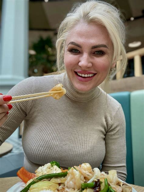 ID 101560 Victoria From Kiev Ukraine 48 Years Old Blonde Blue Eyes