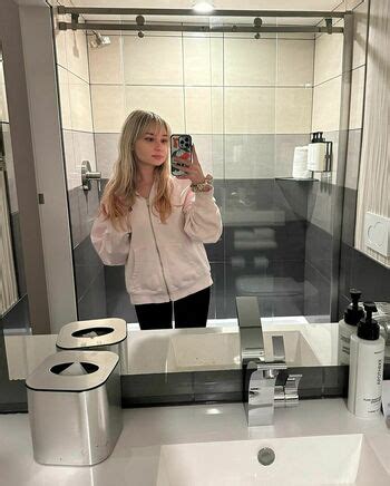 Jessick Sagemommy Sagemommy Sagemommy Sagemommysucks Uwumommysage Nude Onlyfans