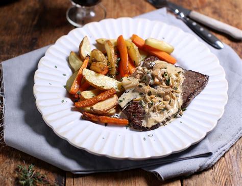 Minute Steaks And Chips With Wild Mushrooms Sauce Recipe Abel And Cole