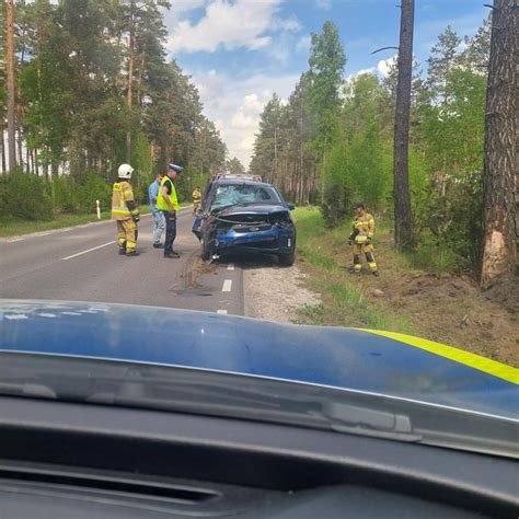 Radio Weekend Fm Wypadek Na Drodze W Pobli U M Cika A Auto