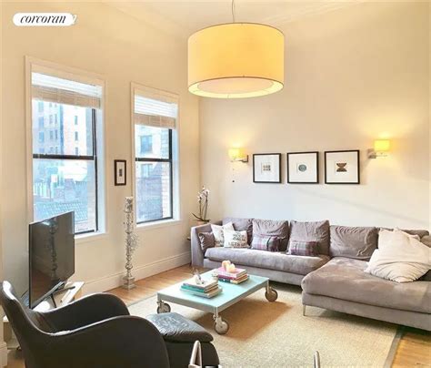 253 West 73rd Street 6e New York Ny 10023 Property For Rent