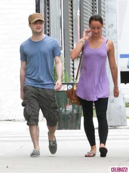 Daniel Radcliffe images Daniel Radcliffe and his girlfriend wallpaper ...