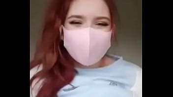 Chica De Grandes Y Jugosas Tetas XVIDEOS