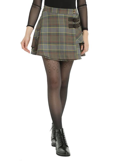 Garotas Geeks Hot Topic lança coleção de roupas linda da série Outlander