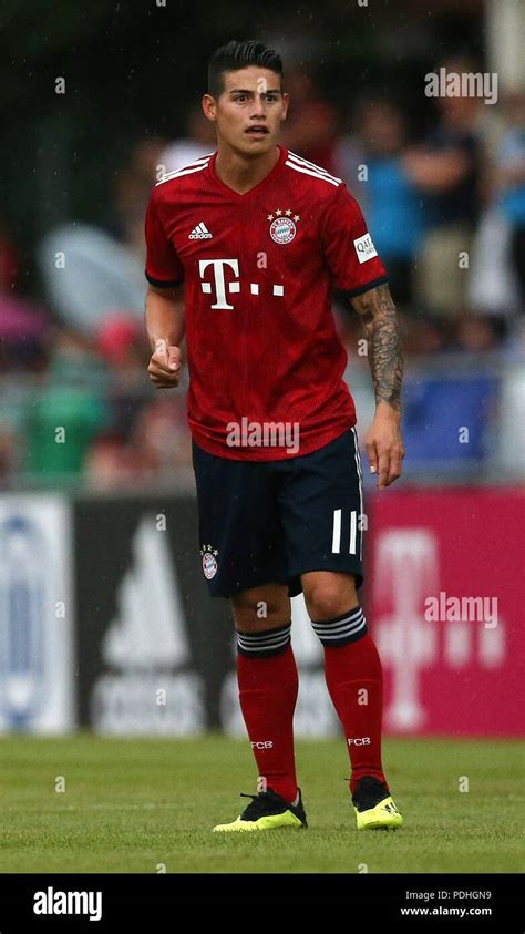 James Rodriguez Bayern Hi Res Stock Photography And Images Alamy