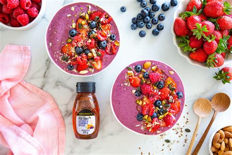 Honey & Berry Smoothie Bowl – Goldcrest