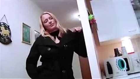 Une Mature Avec Un Jeune Homme Free Mom Porn D3 XHamster