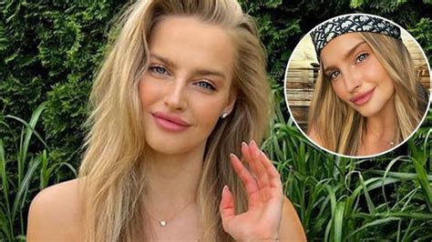 Karolina Pisarek Pozuje Na Luksusowych Wakacjach W Bikini Drogiej Marki Wygl Da Jak Bogini