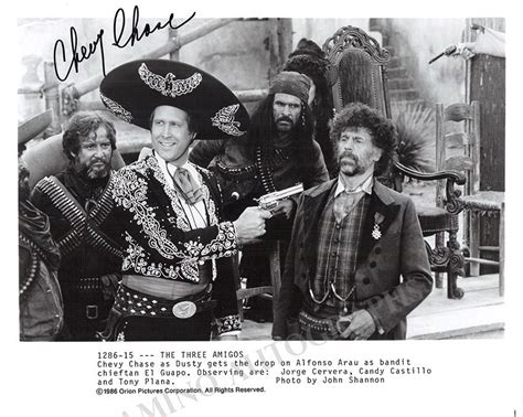 Chevy Chase Autograph Signed Photo in "The Three Amigos" – Tamino