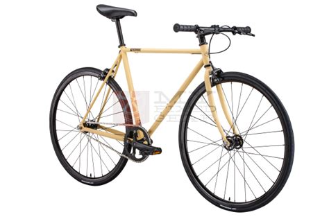 Bear Bike Cairo — это фикси в зелено-белом исполнении.