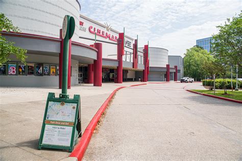 Cinemark Tinseltown 17 And Xd