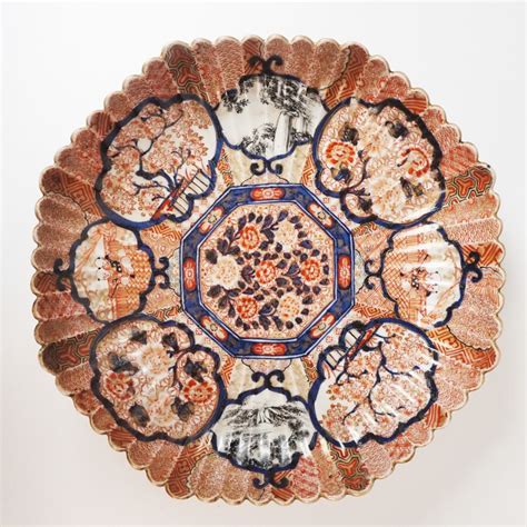 Plat Octogonal En Porcelaine Maill D Cor Imari Et Rehauts D Or