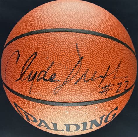Clyde Drexler Basketball 4