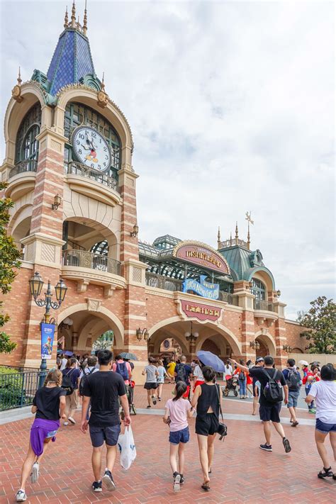 Important Shanghai Disneyland Tips: Tickets, Rides, Fastpass | La Jolla Mom