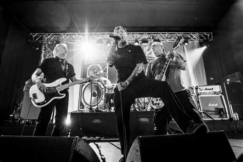 Sex Pistols Extend North American Tour Axs Tv