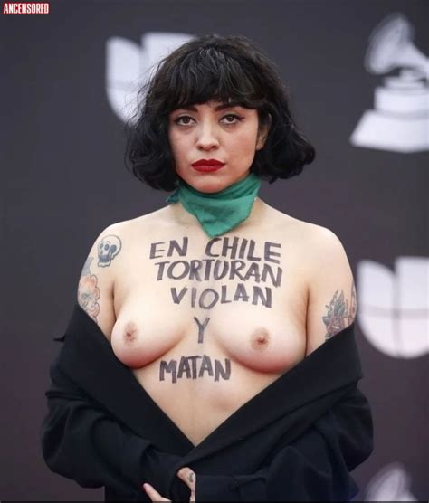 Naked Mon Laferte Added By Apuroco