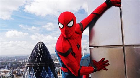 Homem Aranha Longe De Casa Ganha Primeiros Trailers Confira Virou Pauta