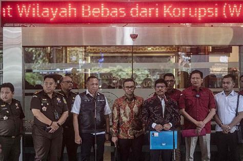 Bersiap Gelar Perkara Menyelisik Kasus Menara Berita Utama Koran