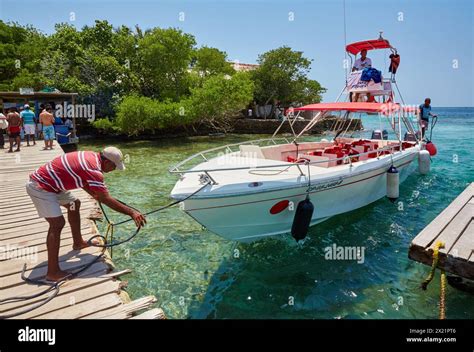 Oceanarium San Martin De Pajarales Island Rosario Islands Cartagena