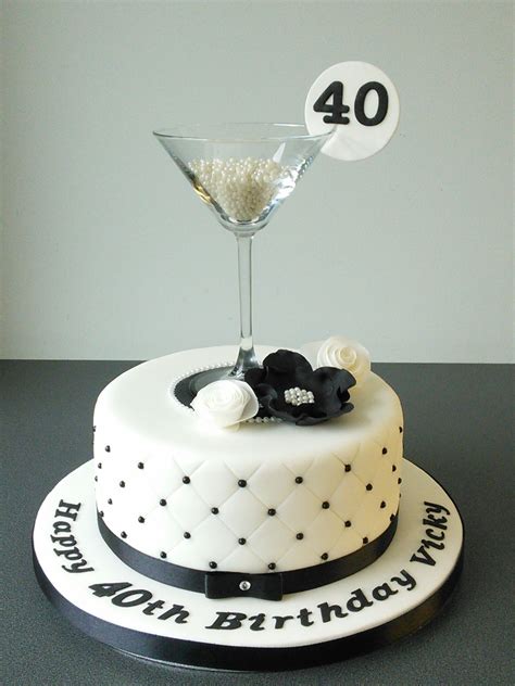 40th Birthday Cake Martini Glass Black And White Quilting 40th Birthday Cakes 40th Cake