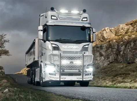 A Guide Fog Lamps And Driving Lights Usage