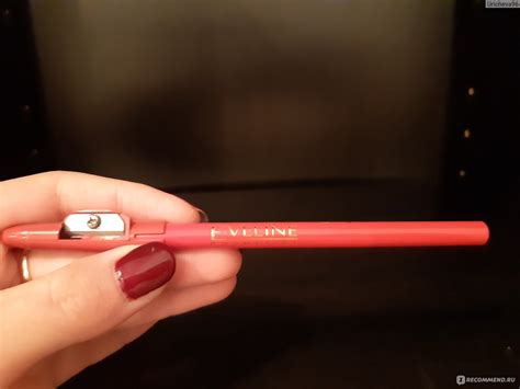 Карандаш для губ Eveline MAX INTENSE COLOUR Lip liner - «Отличное ...